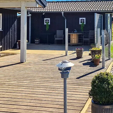 Three-bedroom Holiday In 5 Nyaraló *
